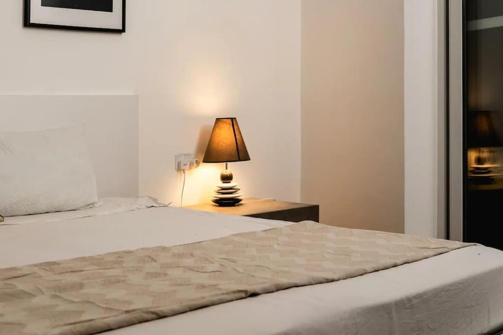Luxurious & Stylish Penthouse With Private Pool Apartment Msida Bagian luar foto
