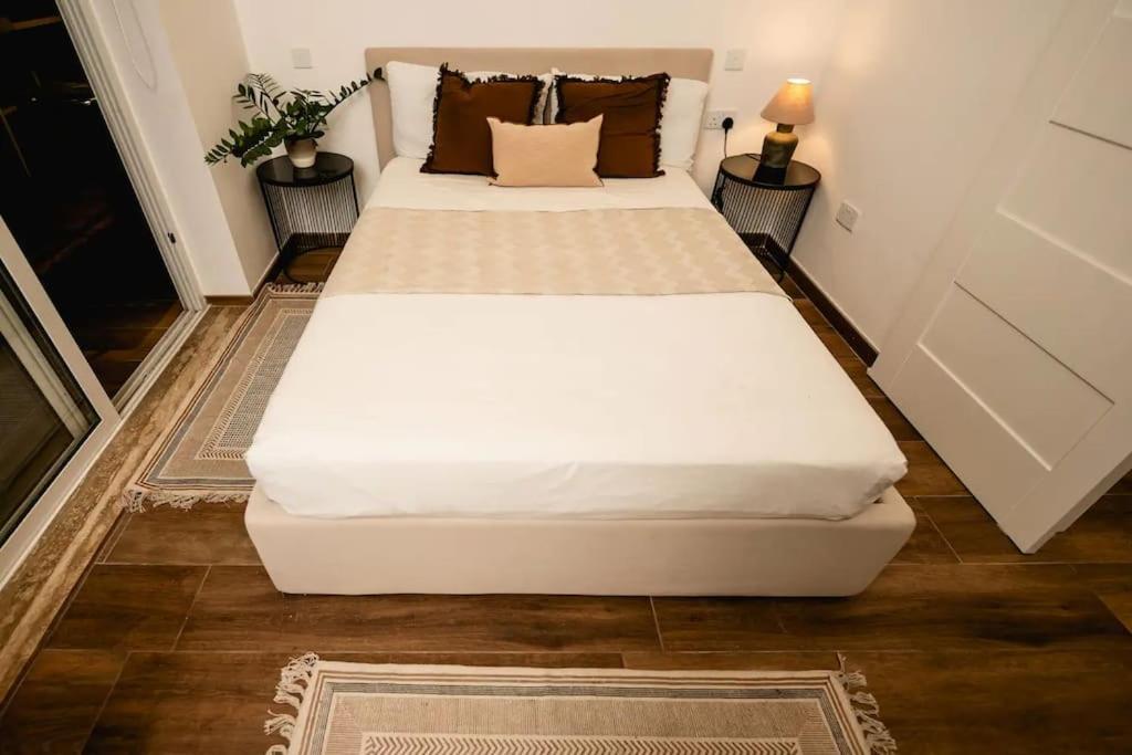 Luxurious & Stylish Penthouse With Private Pool Apartment Msida Bagian luar foto