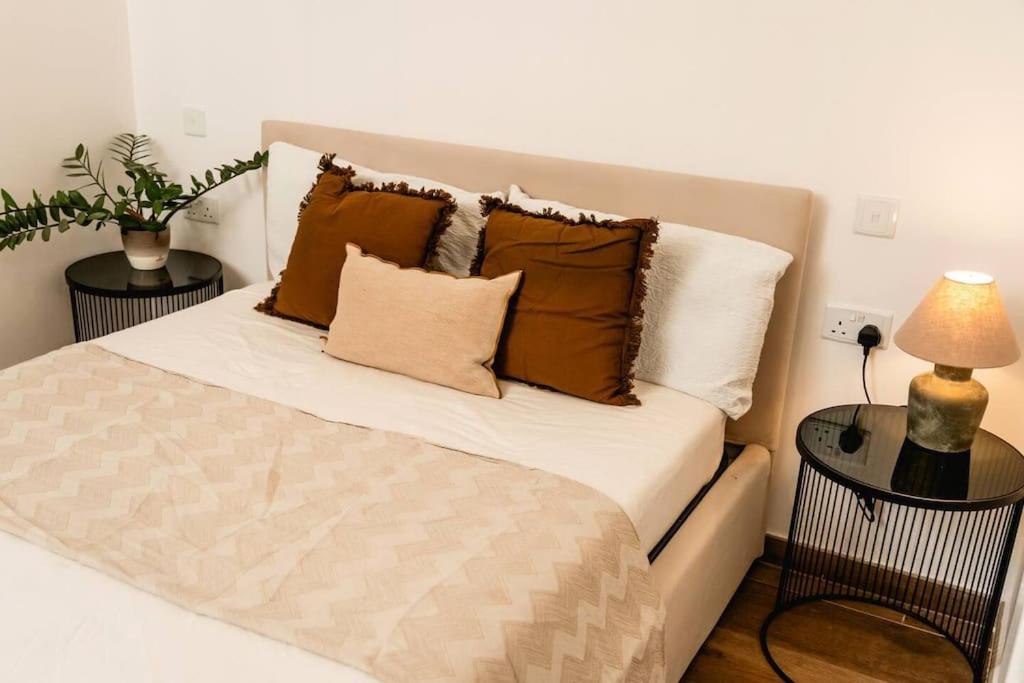 Luxurious & Stylish Penthouse With Private Pool Apartment Msida Bagian luar foto