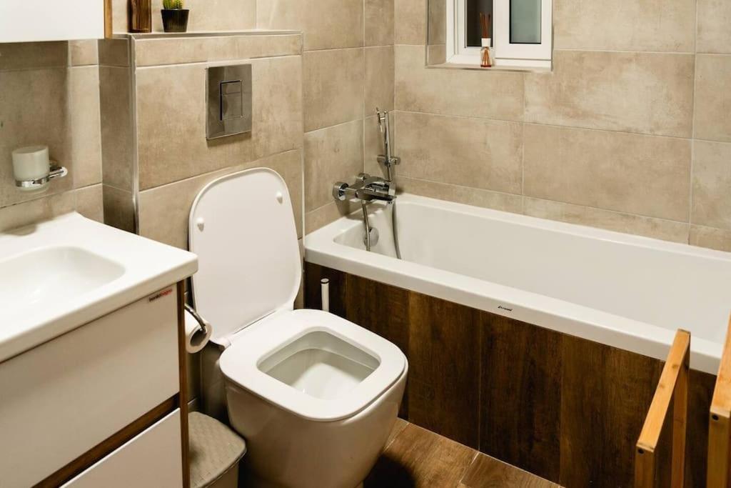 Luxurious & Stylish Penthouse With Private Pool Apartment Msida Bagian luar foto