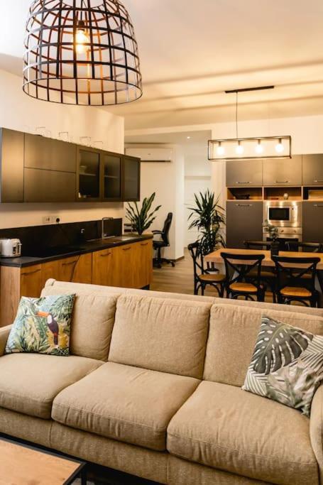 Luxurious & Stylish Penthouse With Private Pool Apartment Msida Bagian luar foto