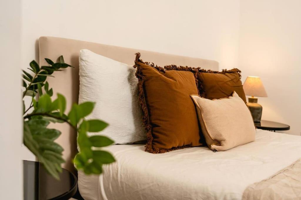Luxurious & Stylish Penthouse With Private Pool Apartment Msida Bagian luar foto